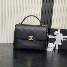 Picture of Chanel Handbags _SKUfw239865310fw